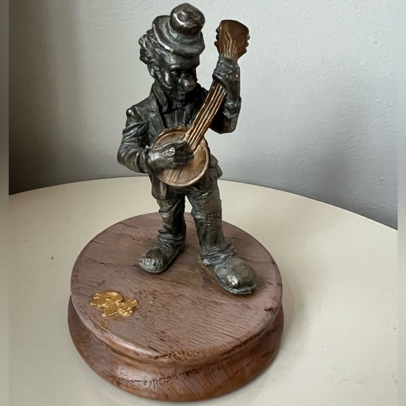 VINTAGE RON LEE'S BANJO PLAYER FROM THE HOBO BAND COLLECTION - Picture 1 of 6
